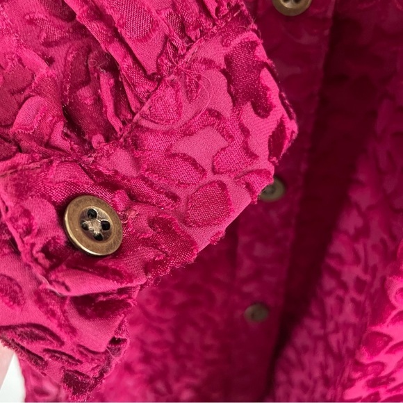 Anthropologie | Susanna Velvet Burnout Magenta Button Down Top, L - Picture 3 of 14